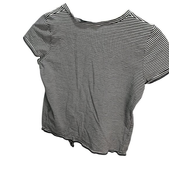 Madewell Black & White Knot-Front Tee in Stripe Size Small Woman's - Picture 5 of 5